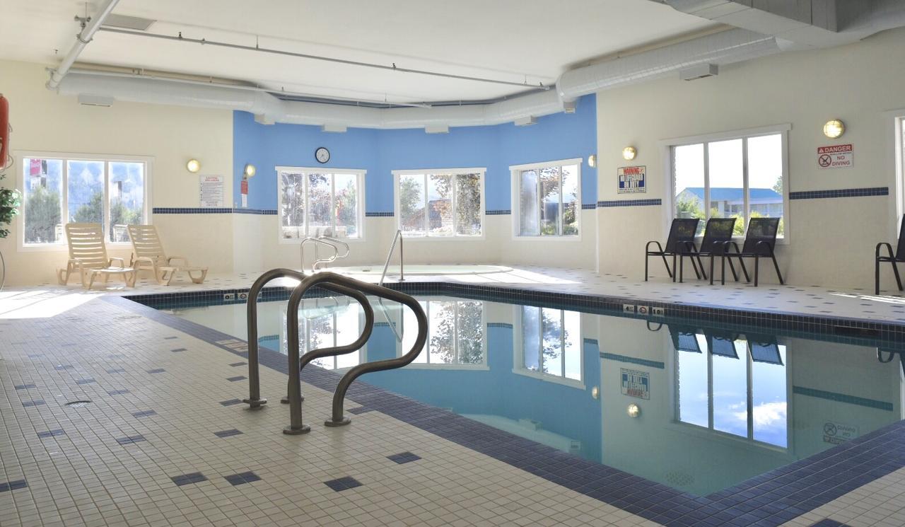 Ramada Hotel Golden