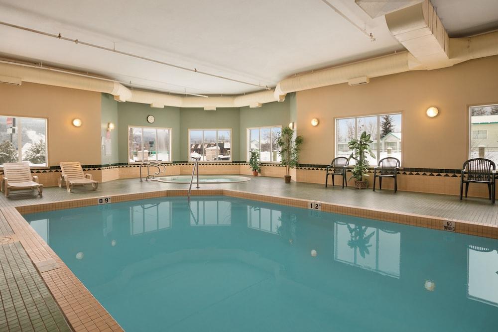 Ramada Hotel 3*
