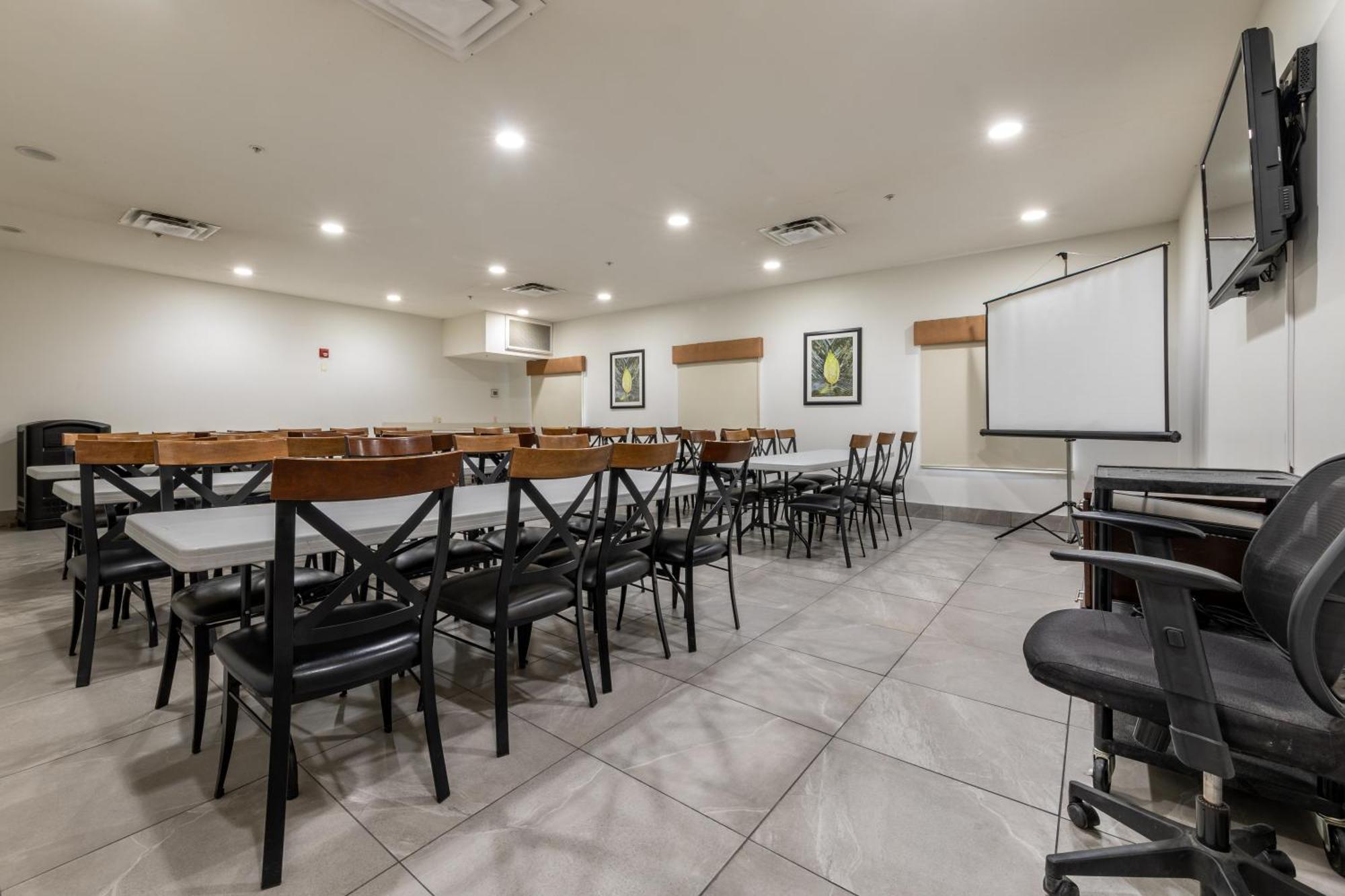 Ramada 3*