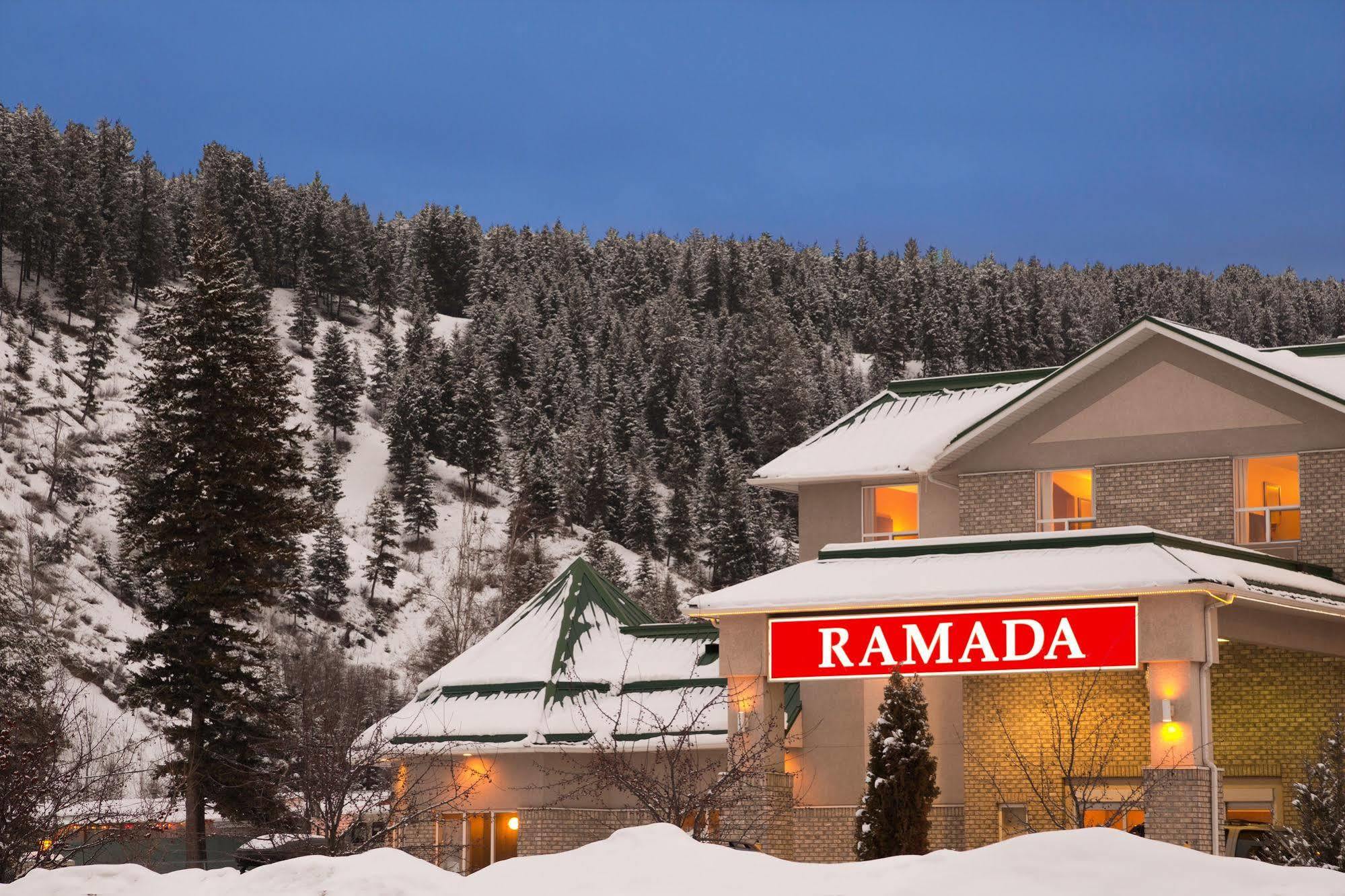 Ramada 3* Golden
