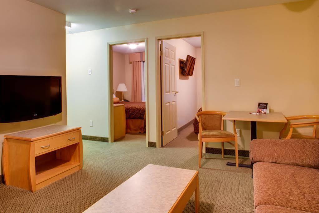 Ramada 3*